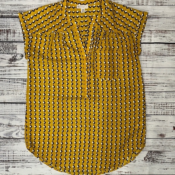 Eliane Rose Tops - Eliane Rose Mustard Patterned Blouse Sz. S
